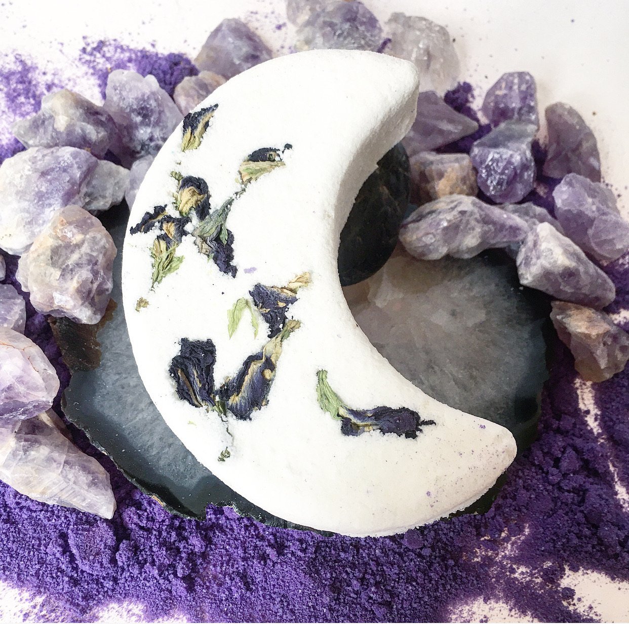 Moon Tide Moon Shaped Bath Bomb with Butterfly Pea Flowers - Hotsy Totsy Haus