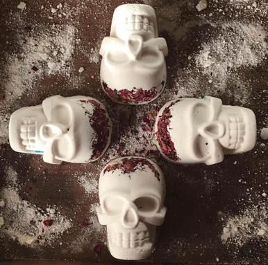 Sugar Skull Bath Bomb With Hidden Colors - Hotsy Totsy Haus